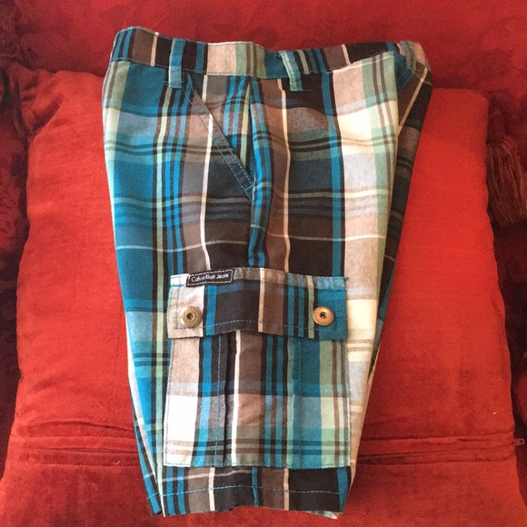 Calvin Klein Boys 2 piece Set - Picture 6 of 8